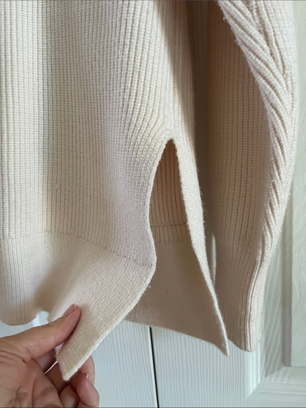 TRUTH by Republic Cream Ribbed Button Cardigan with Front Pockets Size Small - Picture 6 of 8